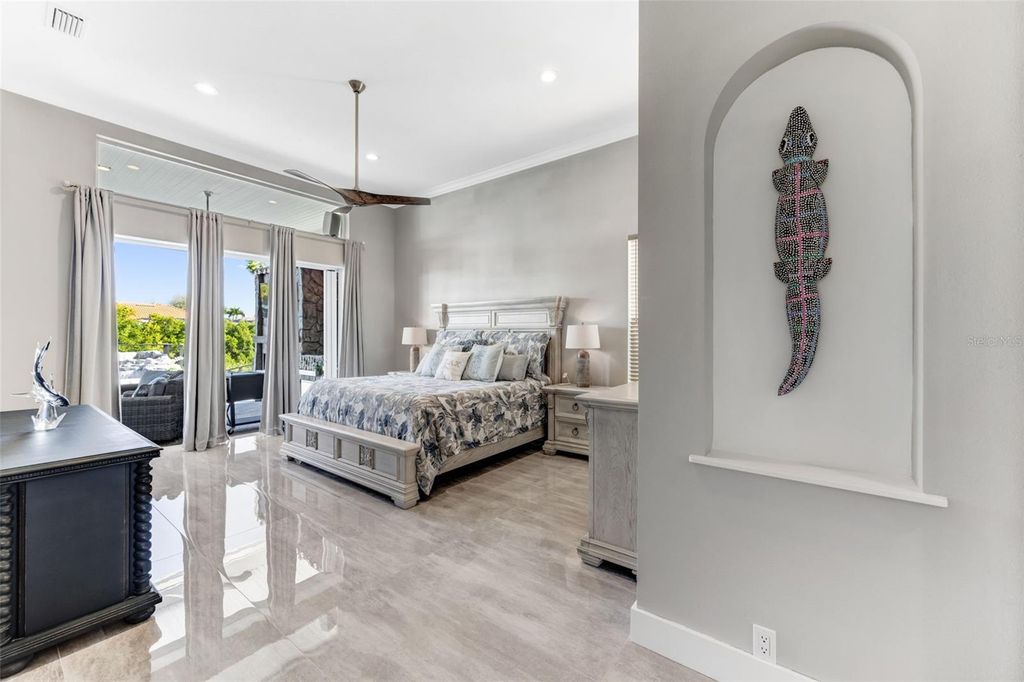 Image 23 of property listing at 1307 ALHAMBRA DRIVE, Apollo Beach, FL 33572