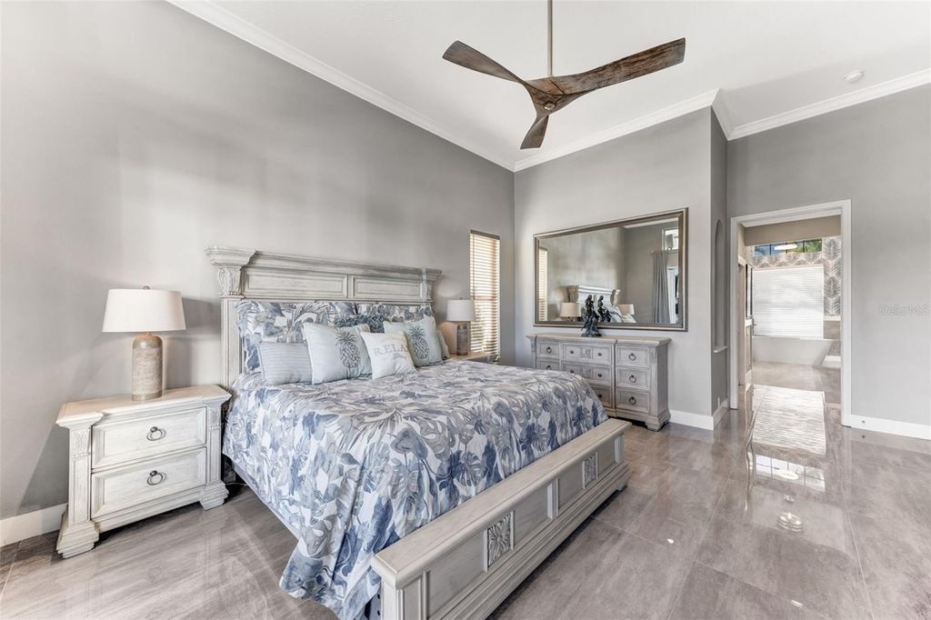 Image 24 of property listing at 1307 ALHAMBRA DRIVE, Apollo Beach, FL 33572