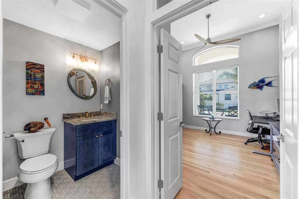 Image 31 of property listing at 1307 ALHAMBRA DRIVE, Apollo Beach, FL 33572