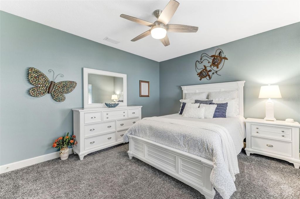 Image 39 of property listing at 1307 ALHAMBRA DRIVE, Apollo Beach, FL 33572