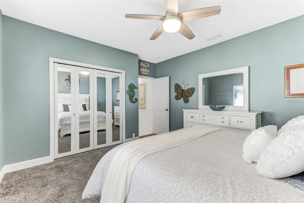 Image 40 of property listing at 1307 ALHAMBRA DRIVE, Apollo Beach, FL 33572