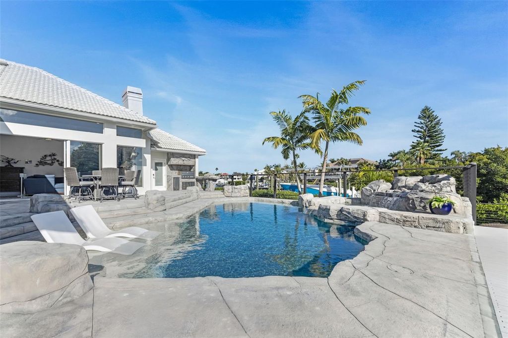 Image 53 of property listing at 1307 ALHAMBRA DRIVE, Apollo Beach, FL 33572