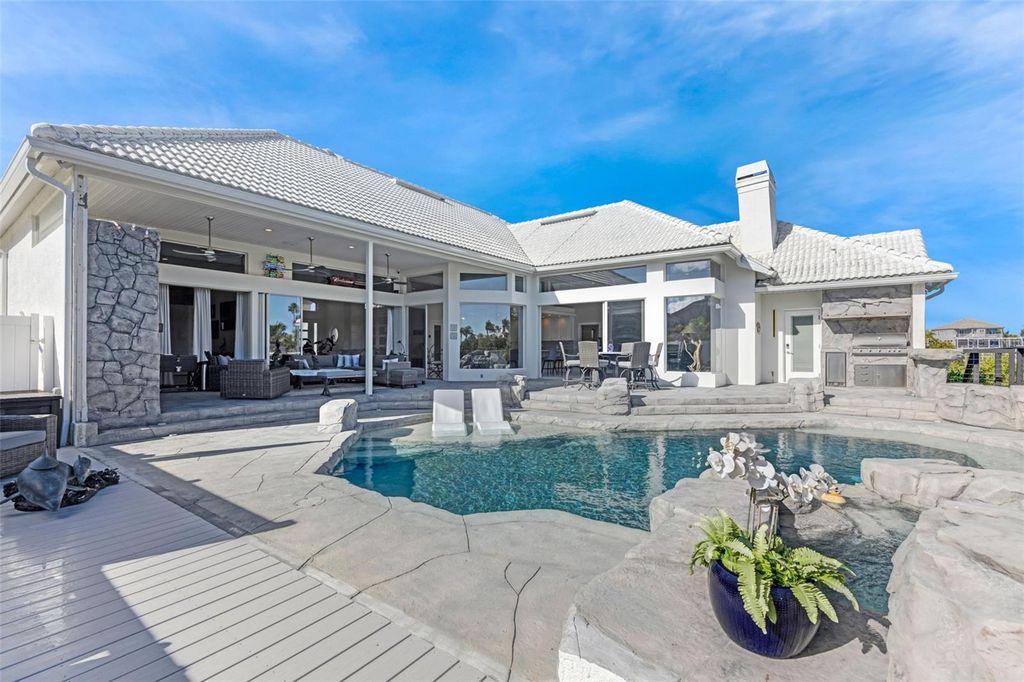 Image 57 of property listing at 1307 ALHAMBRA DRIVE, Apollo Beach, FL 33572