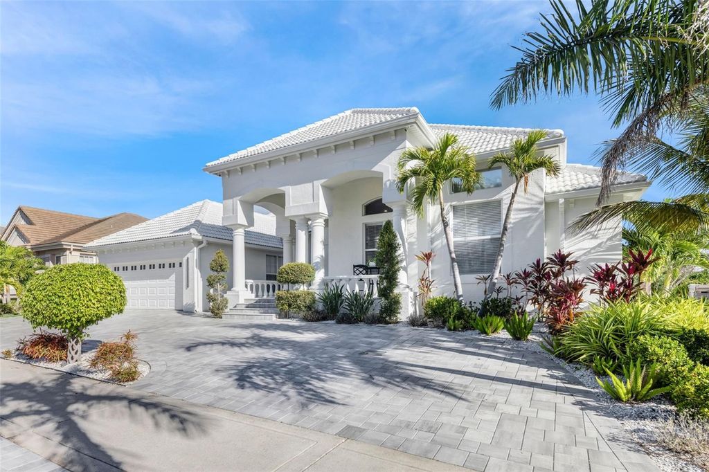 Image 69 of property listing at 1307 ALHAMBRA DRIVE, Apollo Beach, FL 33572