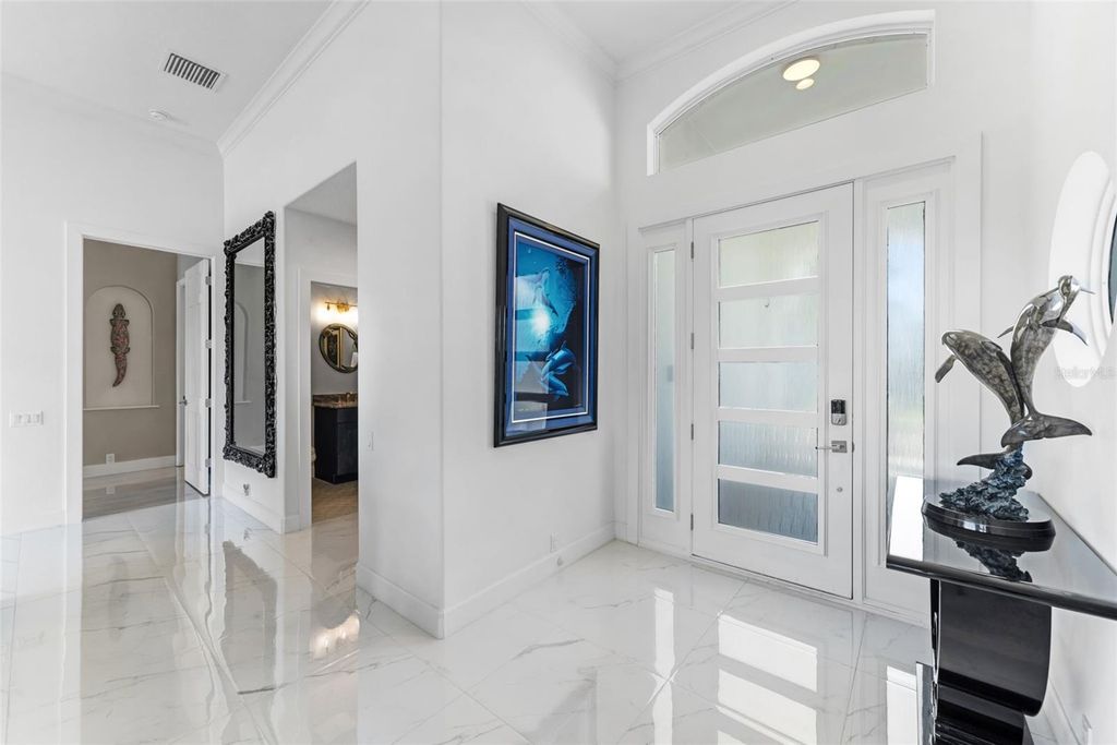 Image 10 of property listing at 1307 ALHAMBRA DRIVE, Apollo Beach, FL 33572