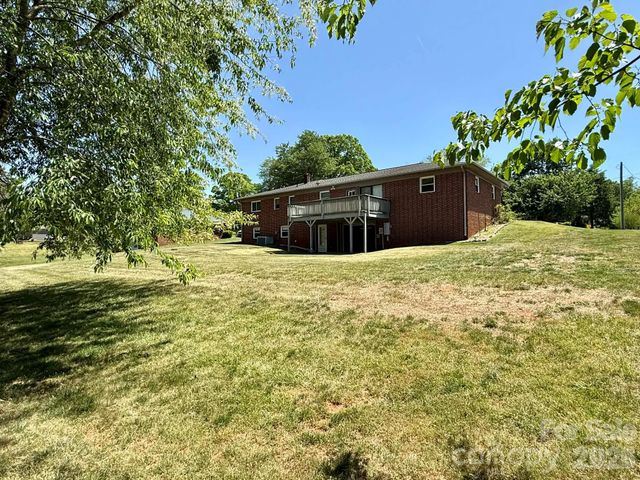 3195 Westview Street, Valdese, NC 28690