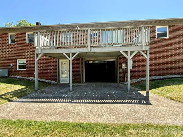 3195 Westview Street, Valdese, NC 28690