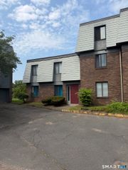 113 Trolley Crossing Lane 113, Middletown, CT 06457