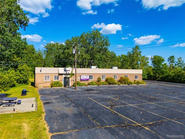 12305 Beech Daly Road, Taylor, MI 48180