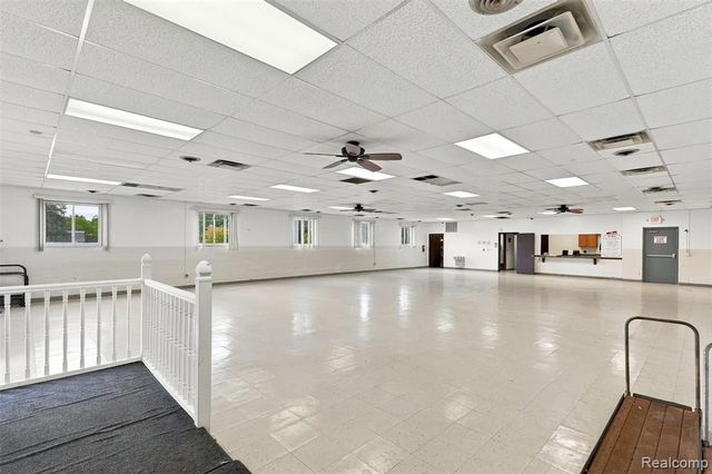 12305 Beech Daly Road, Taylor, MI 48180