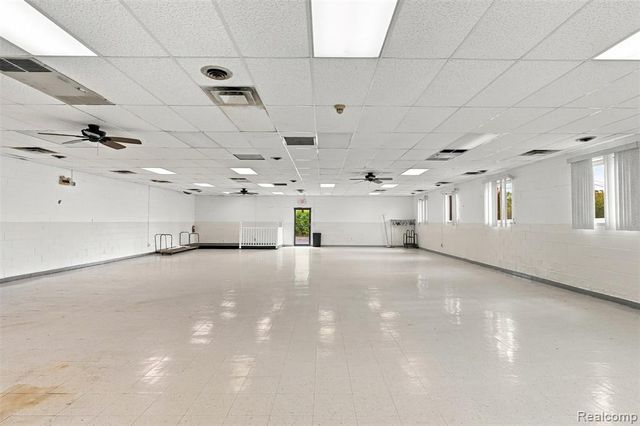 12305 Beech Daly Road, Taylor, MI 48180