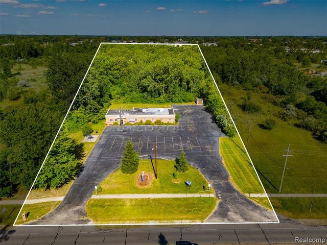 12305 Beech Daly Road, Taylor, MI 48180