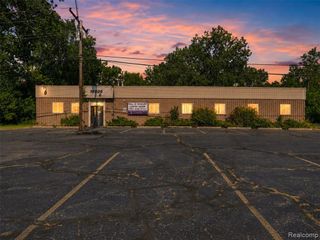 12305 Beech Daly Road, Taylor, MI 48180