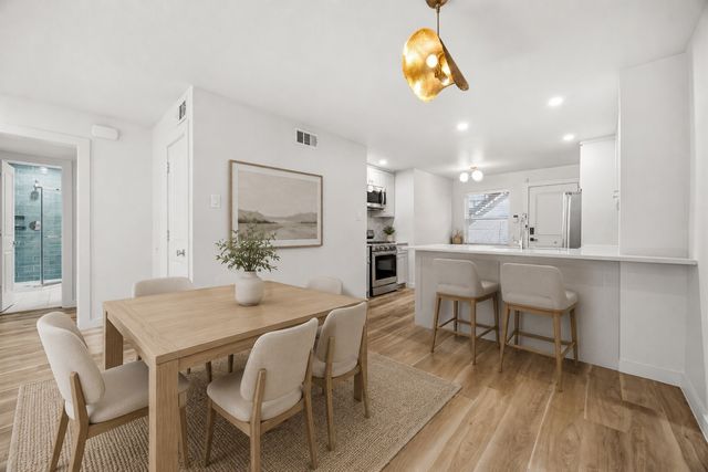 3438 McFarlin Boulevard 202, University Park, TX 75205