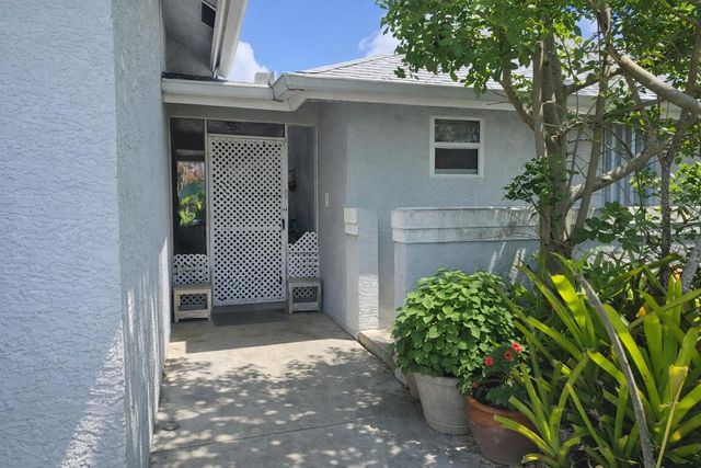 101 SW Meade Circle, Port St. Lucie, Port St Lucie, FL 34953