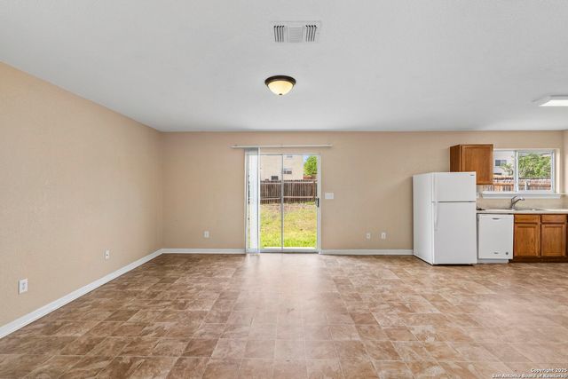 6335 fence crossing, San Antonio, TX 78244