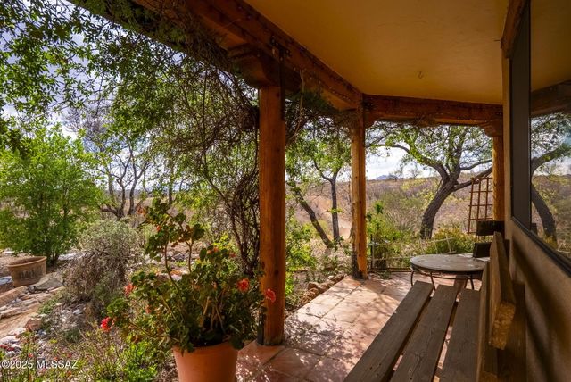 21 Ranchero Court, Patagonia, AZ 85624