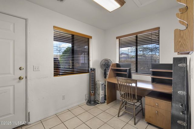 21 Ranchero Court, Patagonia, AZ 85624