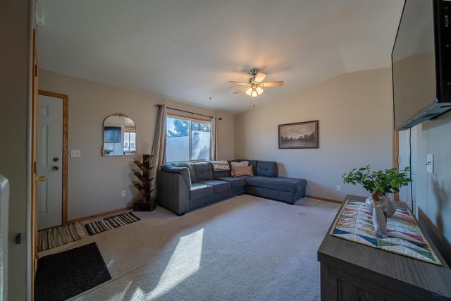 2477 REED CT, Rapid City, SD 57703