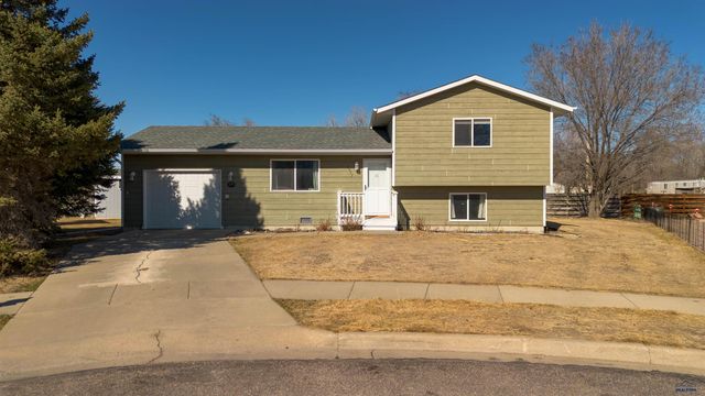 2477 REED CT, Rapid City, SD 57703