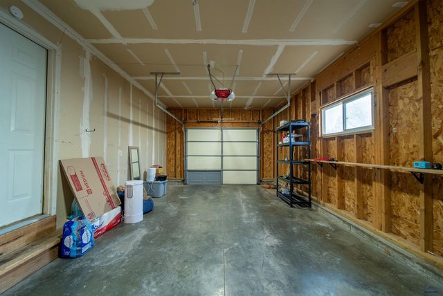 2477 REED CT, Rapid City, SD 57703