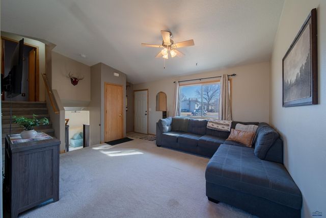 2477 REED CT, Rapid City, SD 57703