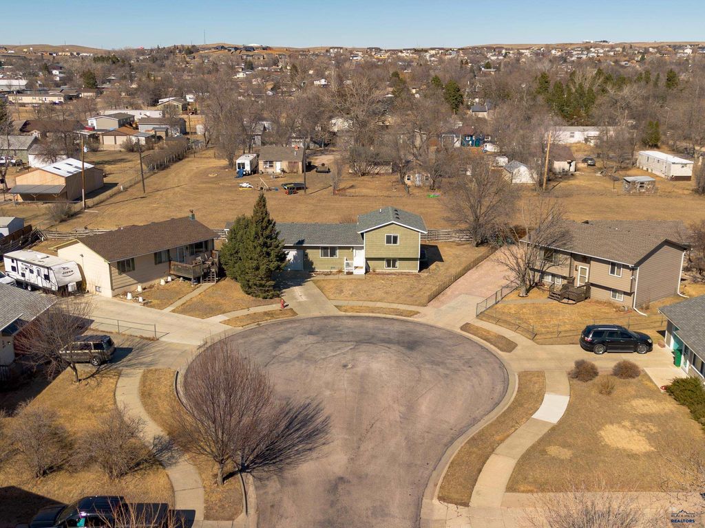 2477 REED CT, Rapid City, SD 57703