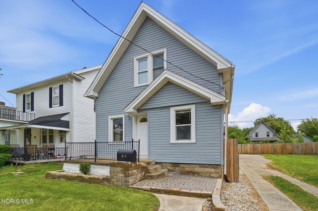815 Woodsdale Avenue, Toledo, OH 43609