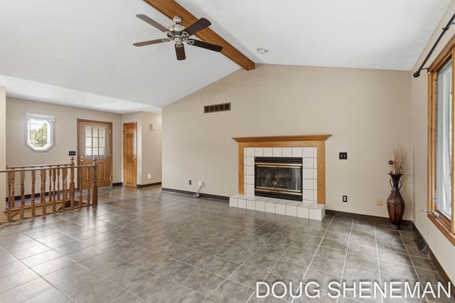 6632 City View Drive, Hudsonville, MI 49426