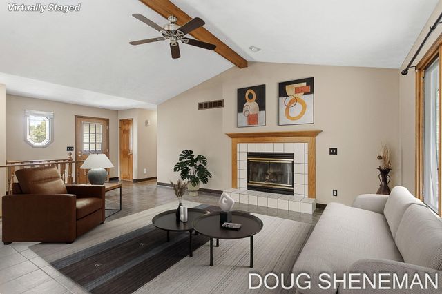 6632 City View Drive, Hudsonville, MI 49426