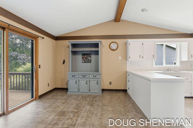 6632 City View Drive, Hudsonville, MI 49426