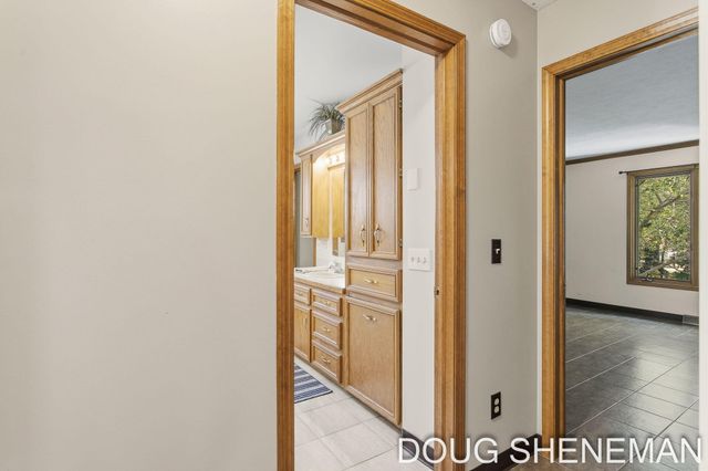 6632 City View Drive, Hudsonville, MI 49426