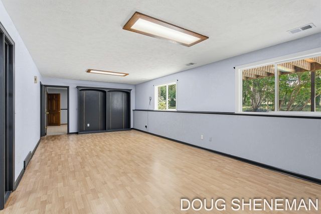 6632 City View Drive, Hudsonville, MI 49426