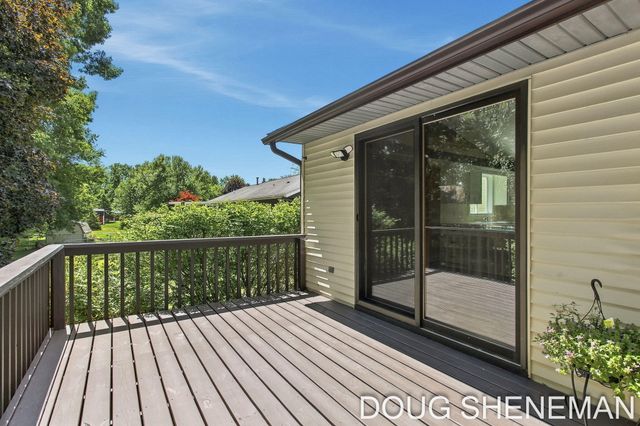 6632 City View Drive, Hudsonville, MI 49426