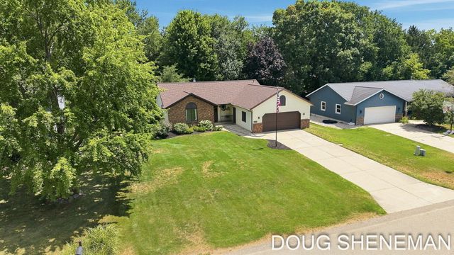6632 City View Drive, Hudsonville, MI 49426