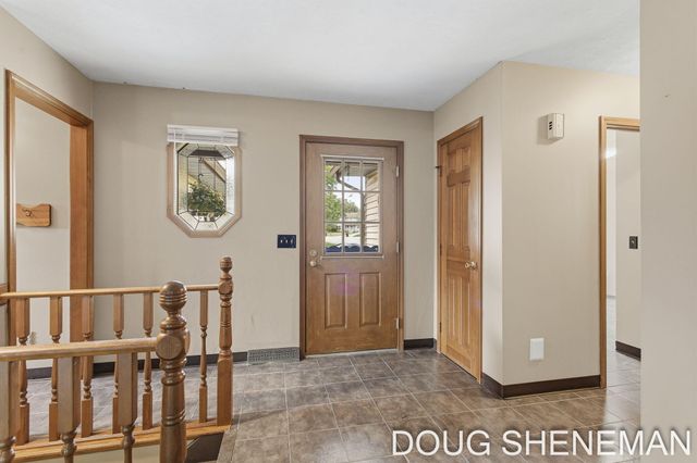 6632 City View Drive, Hudsonville, MI 49426