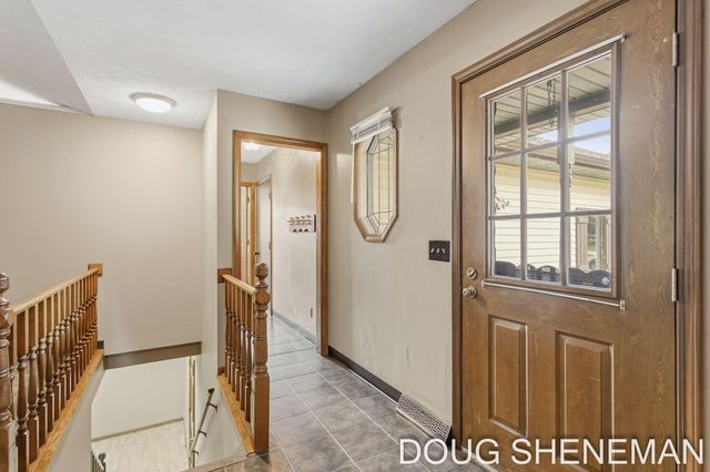 6632 City View Drive, Hudsonville, MI 49426