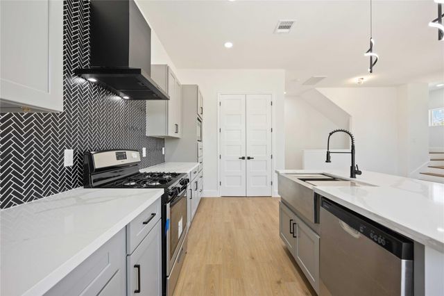 3022 Drew Street, Houston, TX 77004