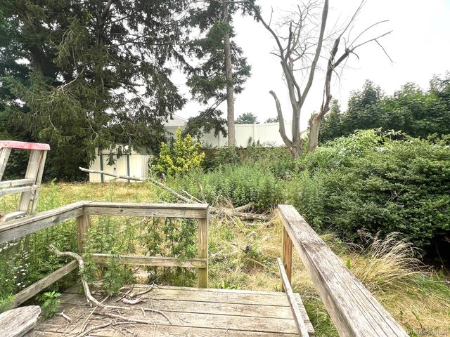 32 Cypress Street, Central Islip, NY 11722