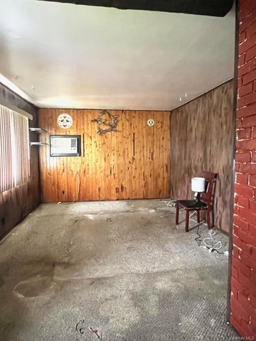 32 Cypress Street, Central Islip, NY 11722