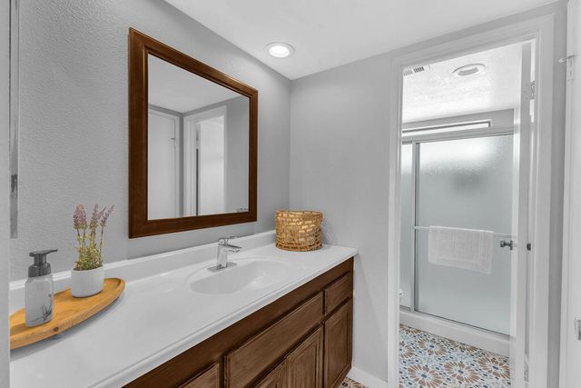 41640 Jupiter Hills Court, Palm Desert, CA 92211