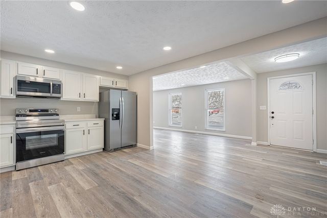 5260 Beechview Drive, Dayton, OH 45424