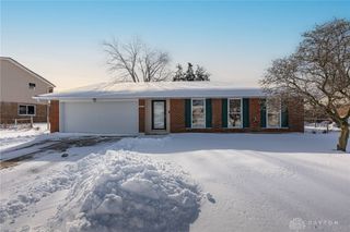 5260 Beechview Drive, Dayton, OH 45424