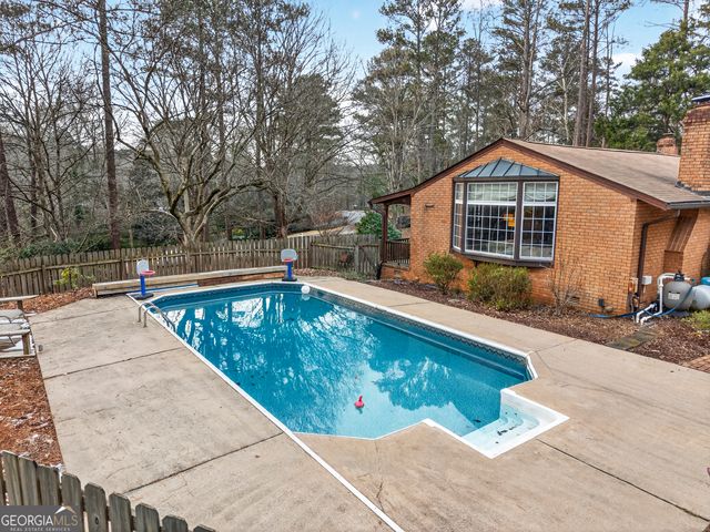 220 Tanglewood Drive, Athens, GA 30606