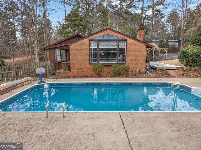 220 Tanglewood Drive, Athens, GA 30606