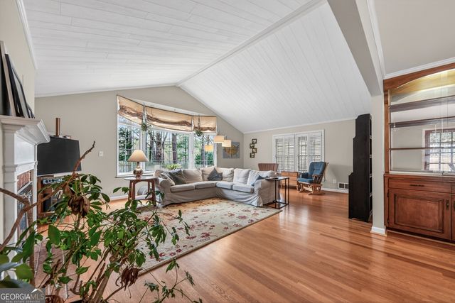 220 Tanglewood Drive, Athens, GA 30606