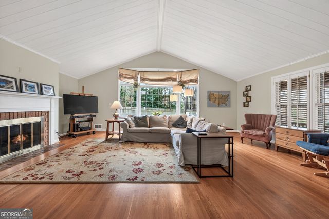 220 Tanglewood Drive, Athens, GA 30606