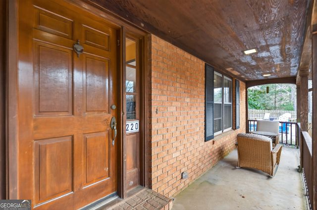 220 Tanglewood Drive, Athens, GA 30606