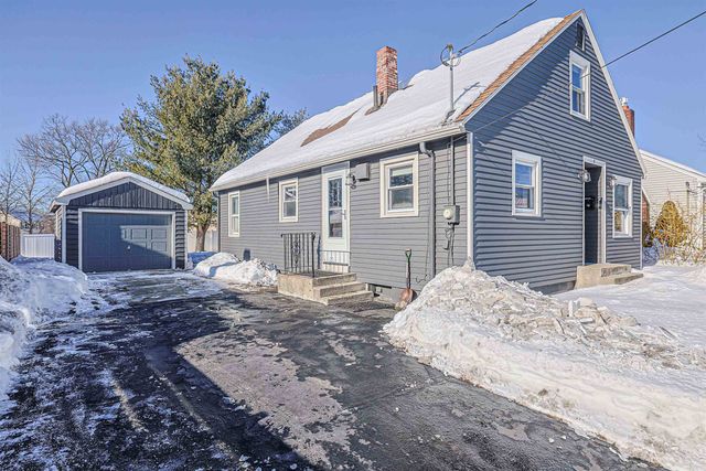 7 Mount Vernon Street, Nashua, NH 03064