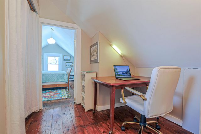 7 Mount Vernon Street, Nashua, NH 03064